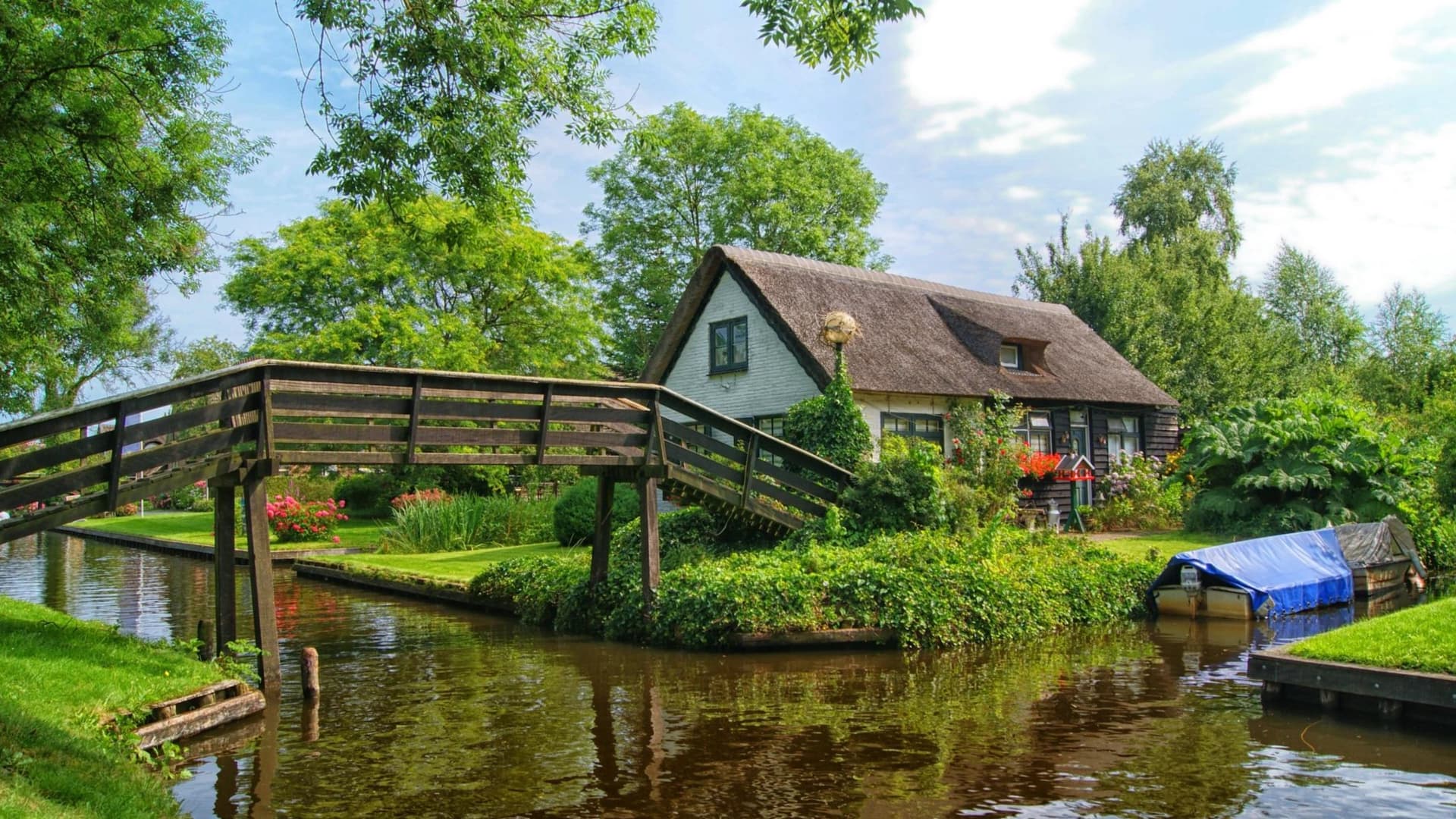 Discover Giethoorn with Tulip Tours Holland